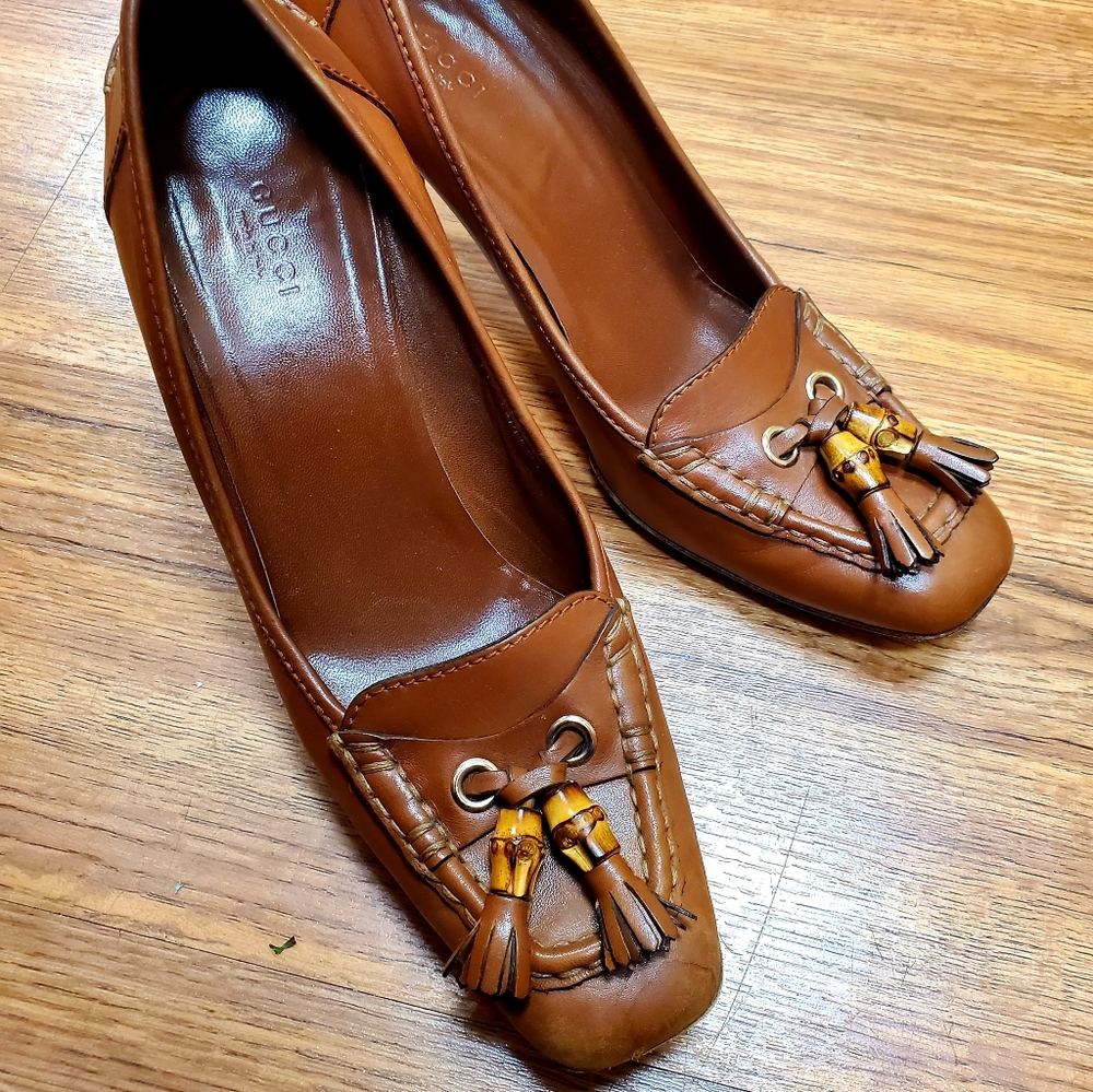 AUTHENTIC-Brown Leather Bamboo Tassel Loafer Pumps
